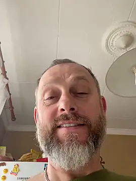 Snapshot of GHsveter chatting on 03/30/26, 10:27 GHsveter online show from 03/30/26, 10:27