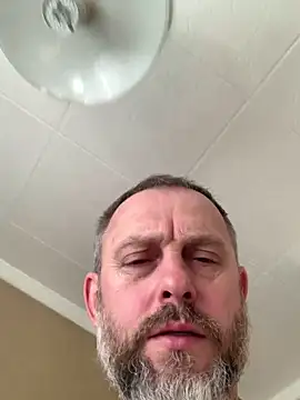 Snapshot of GHsveter chatting on 04/02/26, 08:56 GHsveter online show from 04/02/26, 08:56