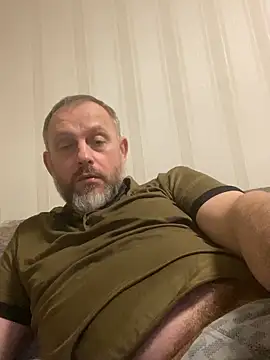 Snapshot of GHsveter chatting on 04/04/26, 09:45 GHsveter online show from 04/04/26, 09:45