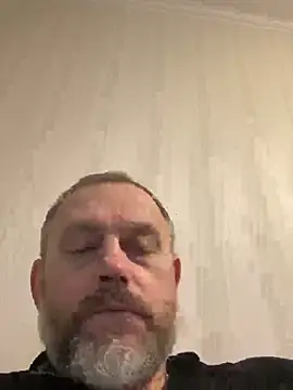 Snapshot of GHsveter chatting on 04/10/26, 09:47 GHsveter online show from 04/10/26, 09:47