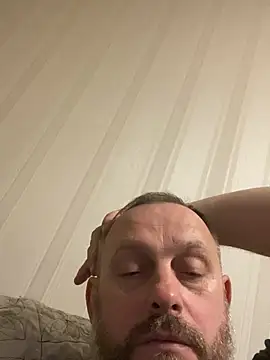 Snapshot of GHsveter chatting on 04/11/26, 08:13 GHsveter online show from 04/11/26, 08:13