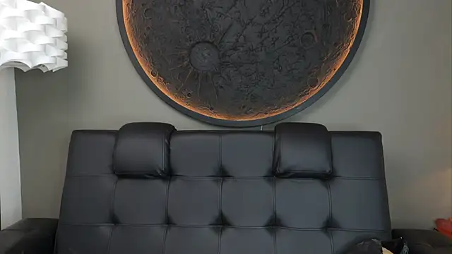 miss vaiolette online show from 11/13/25, 11:09