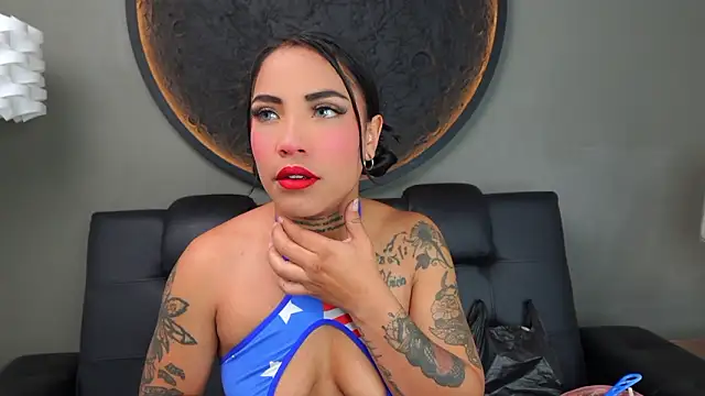 miss vaiolette online show from 03/26/26, 11:05