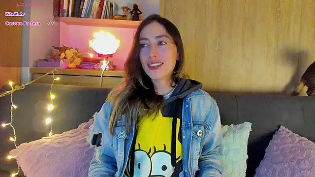 Snapshot of Amatiista chatting on 12/07/24, 02:31 Amatiista online show from 12/07/24, 02:31