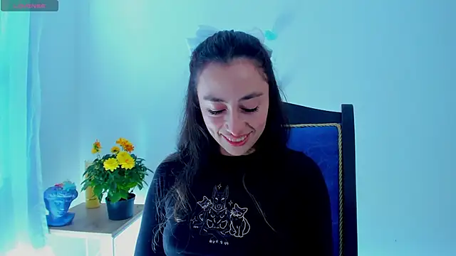 Snapshot of Amatiista chatting on 03/17/25, 07:15 Amatiista online show from 03/17/25, 07:15