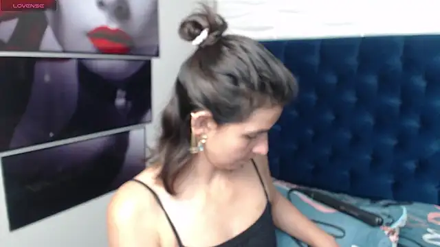 Snapshot of Eva-Williams chatting on 01/23/25, 06:14 Eva-Williams online show from 01/23/25, 06:14