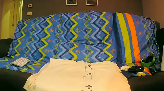 Snapshot of txan9876 chatting on 12/14/24, 12:55 txan9876 online show from 12/14/24, 12:55