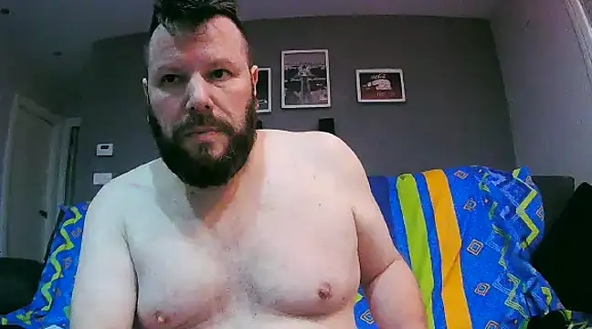 Snapshot of txan9876 chatting on 12/24/24, 11:44 txan9876 online show from 12/24/24, 11:44