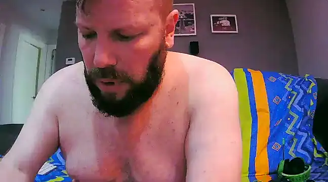 Snapshot of txan9876 chatting on 12/25/24, 12:58 txan9876 online show from 12/25/24, 12:58