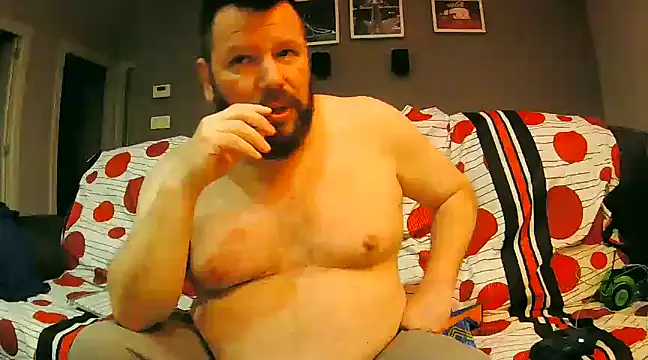 Snapshot of txan9876 chatting on 01/04/25, 06:30 txan9876 online show from 01/04/25, 06:30