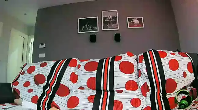 Snapshot of txan9876 chatting on 02/03/25, 08:13 txan9876 online show from 02/03/25, 08:13