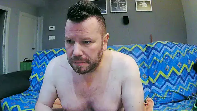 Snapshot of txan9876 chatting on 10/08/25, 05:16 txan9876 online show from 10/08/25, 05:16