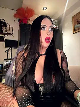 Snapshot of BigDominaMia chatting on 01/08/26, 01:41 BigDominaMia online show from 01/08/26, 01:41