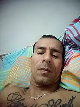 Snapshot of couplepregnantdick20 chatting on 01/11/25, 04:16 couplepregnantdick20 online show from 01/11/25, 04:16