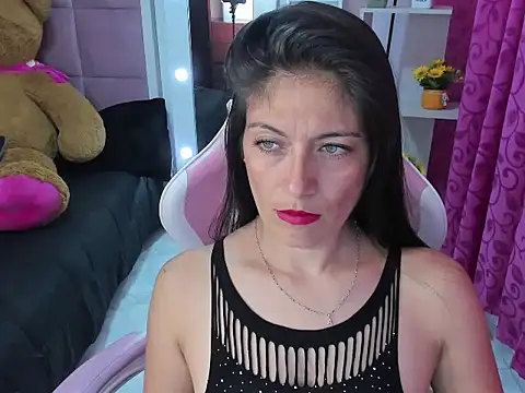 AnnyMilet  online show from 03/27/26, 11:04