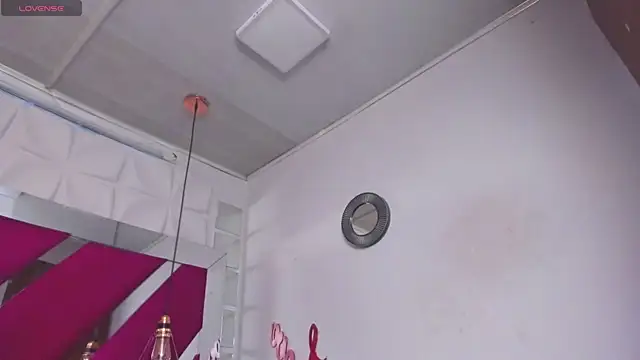 Snapshot of Penelope_Tits chatting on 03/07/25, 07:38 Penelope Tits online show from 03/07/25, 07:38