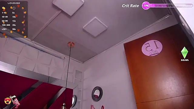 Snapshot of Penelope_Tits chatting on 10/18/25, 01:45 Penelope Tits online show from 10/18/25, 01:45