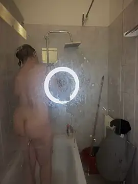 callmelouve online show from 01/30/25, 10:40