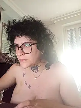 callmelouve online show from 10/09/25, 12:14