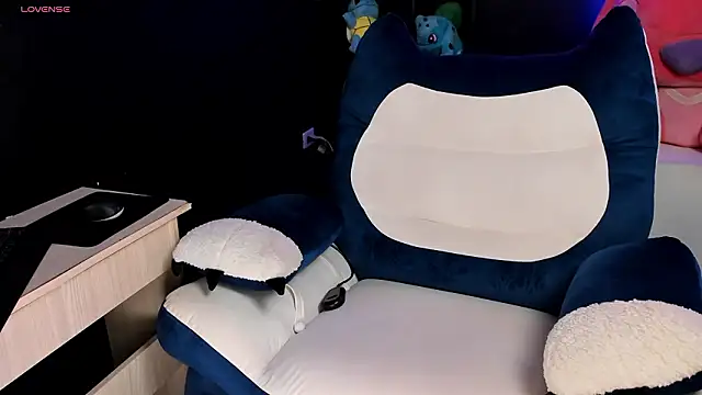 stelleknox  online show from 03/13/26, 10:16