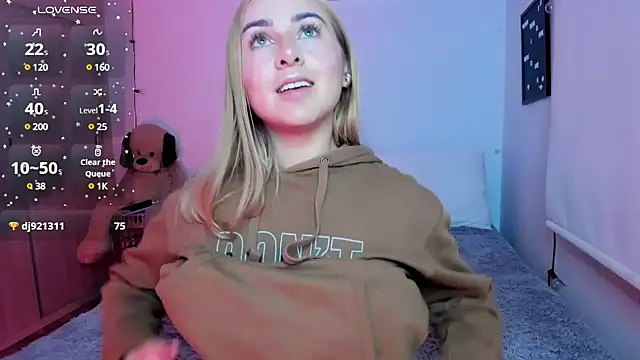 sophi mooreno online show from 01/13/25, 01:56