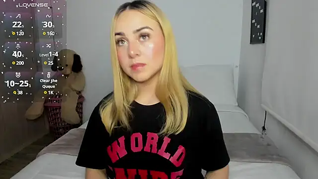 sophi mooreno online show from 03/21/25, 01:56