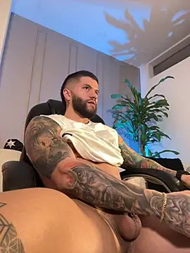 Frank Farrell online show from 04/07/26, 07:36