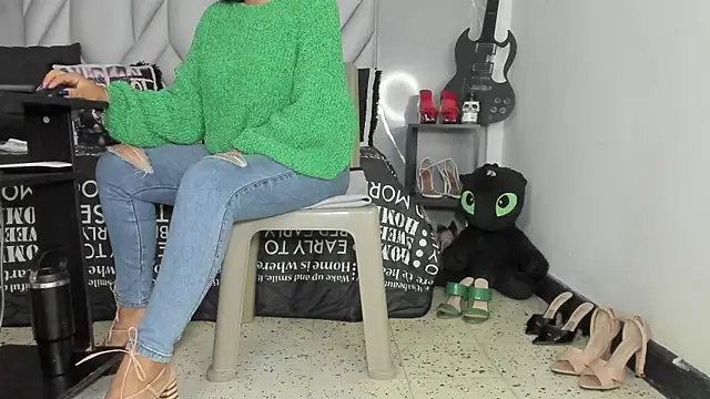 MirandaHaguen online show from 05/18/26, 08:58