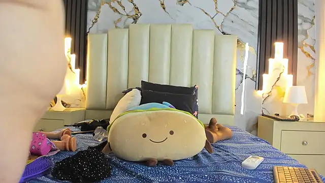 mollieblue69 online show from 03/09/25, 02:50