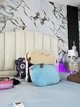 mollieblue69 online show from 11/15/25, 12:56