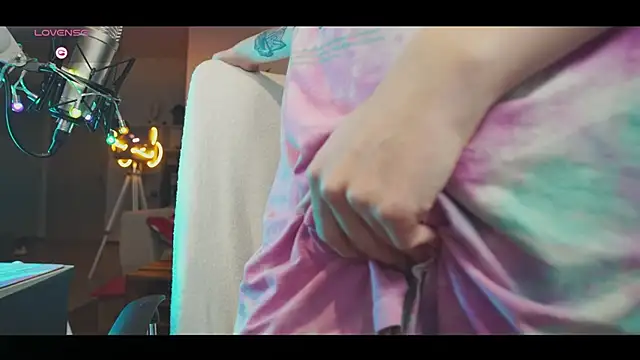 Snapshot of yourprettykate chatting on 12/20/24, 11:10 yourprettykate online show from 12/20/24, 11:10