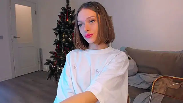 Snapshot of Kossie_ chatting on 12/08/24, 06:54 Kossie online show from 12/08/24, 06:54