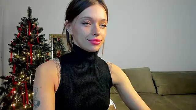 Snapshot of Kossie_ chatting on 12/20/24, 02:49 Kossie online show from 12/20/24, 02:49