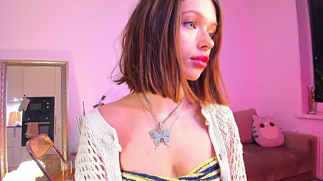 Snapshot of Kossie_ chatting on 01/25/25, 03:41 Kossie online show from 01/25/25, 03:41