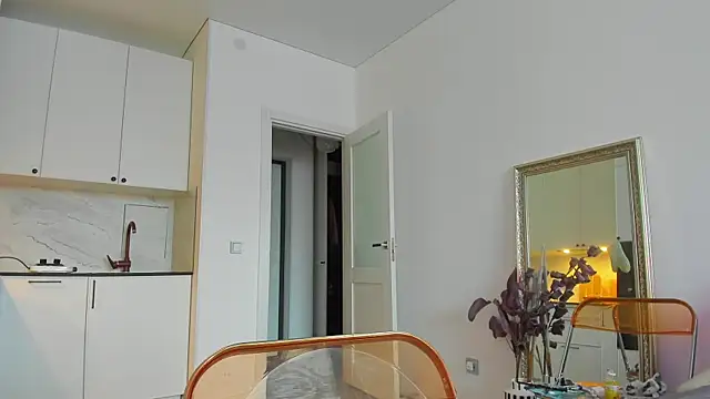 Snapshot of Kossie_ chatting on 02/06/25, 11:54 Kossie online show from 02/06/25, 11:54