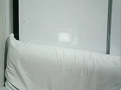 Lhadycarolyn online show from 12/19/25, 01:23