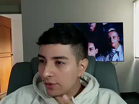 Jhoan saenz online show from 10/04/25, 06:28