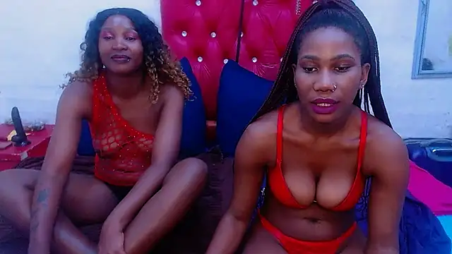 XSCARLETQUEENXX online show from 03/16/26, 05:44