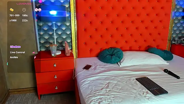 VallerieJones online show from 11/13/25, 04:11