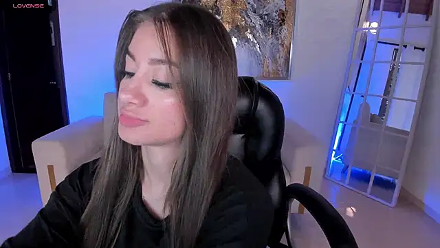 MaryLewis  online show from 02/26/25, 11:52