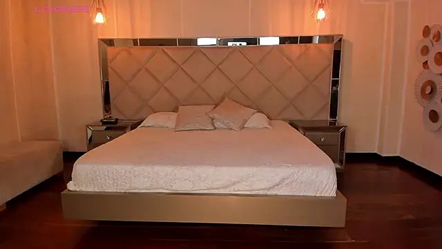 MaryLewis  online show from 04/11/26, 12:53