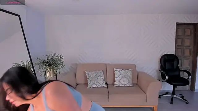 KateSunder online show from 10/18/25, 11:44