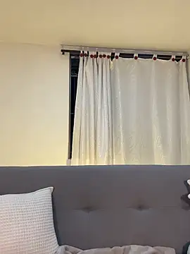 KateSunder online show from 12/19/25, 09:38