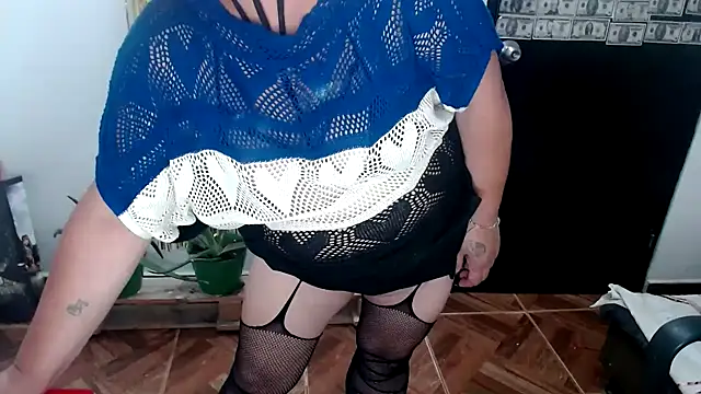 Snapshot of NAILAH_SANZ chatting on 02/18/25, 10:36 NAILAH SANZ online show from 02/18/25, 10:36