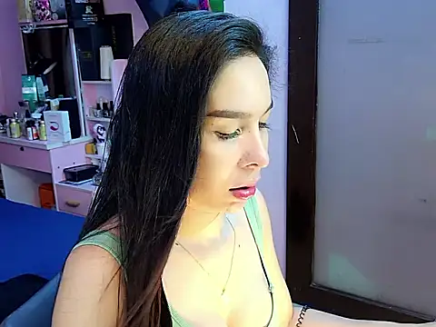 TSDESIREcindy29 online show from 10/29/25, 05:31