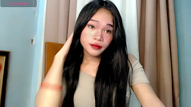 amomentoflust69 online show from 07/05/26, 10:33