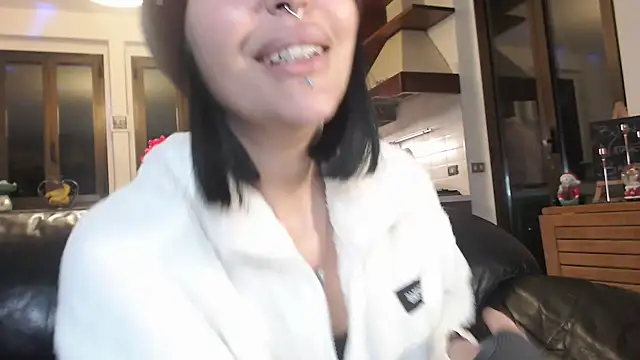 Masha Real 84 online show from 12/22/25, 11:13