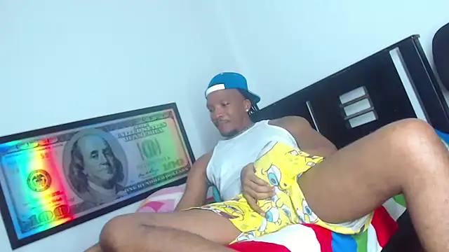 Snapshot of bigdickxblackx chatting on 01/25/25, 02:04 bigdickxblackx online show from 01/25/25, 02:04