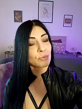 Snapshot of AryaSummersReal chatting on 03/01/25, 08:23 AryaSummersReal online show from 03/01/25, 08:23