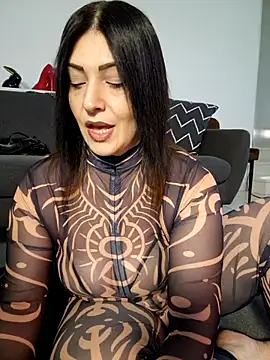 AryaSummersReal online show from 04/12/26, 08:08